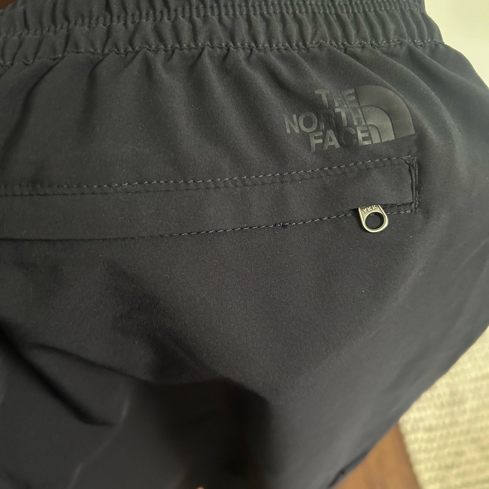 The North Face Women’s Navy Cargo Pants - Picture 3 of 5